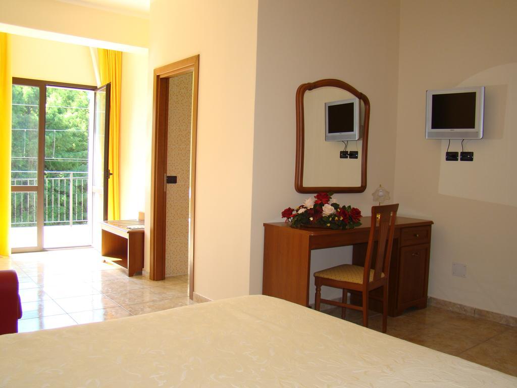 Hotel Ristorante111 Villapiana Ruang foto
