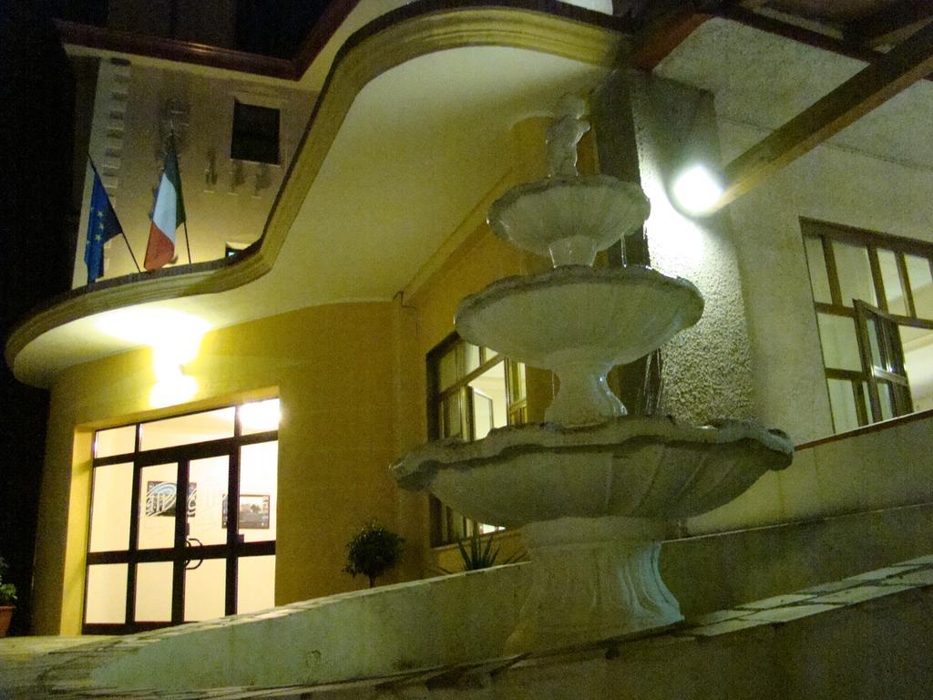 Hotel Ristorante111 Villapiana Bagian luar foto